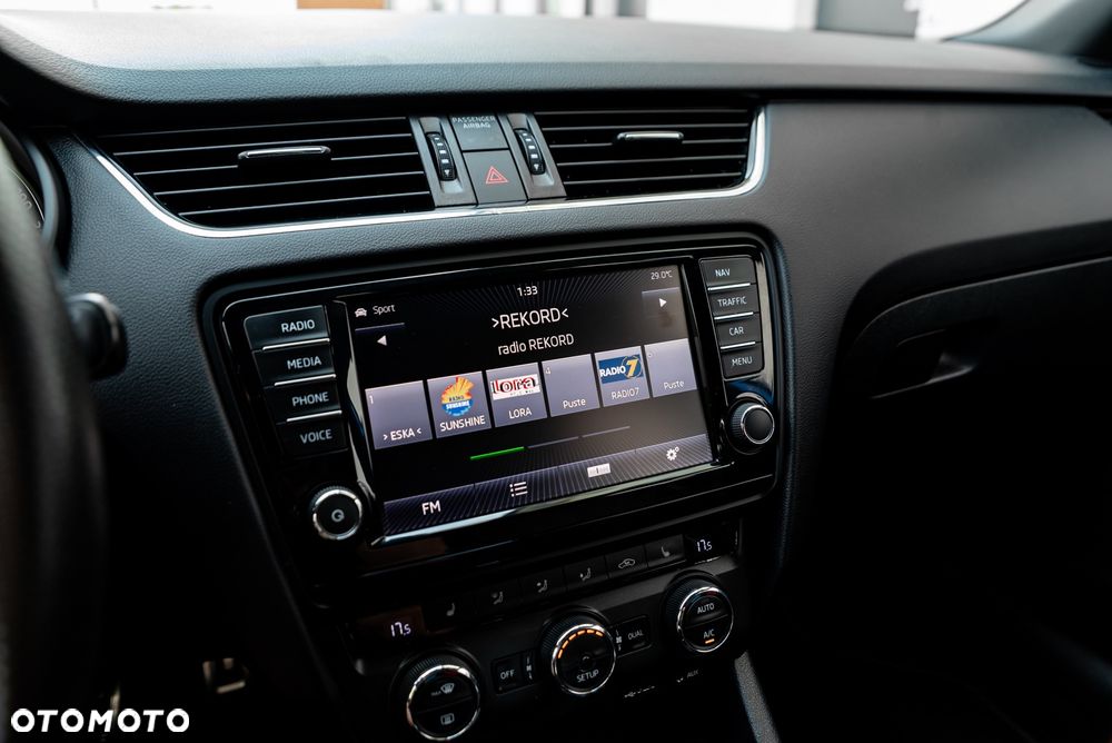 Skoda Octavia 2.0 TSI (Green tec) DSG RS - 30
