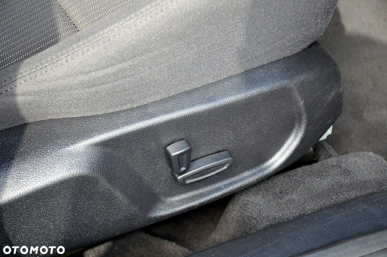 Ford Mondeo - 19