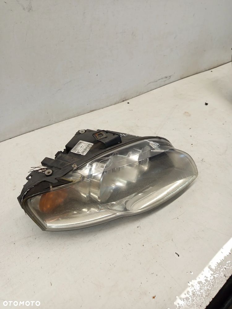 + LAMPA PRZOD PRZEDNIA PRAWE AUDI A4 B7 - 5