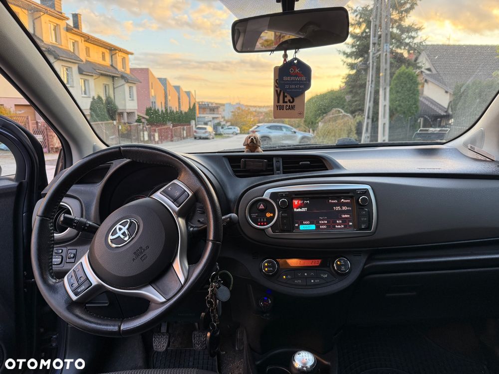 Toyota Yaris 1.33 Prestige - 6