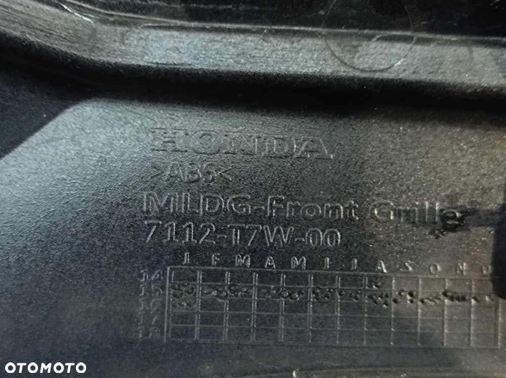 KRATKA ATRAPA GRILL HONDA HR-V II 15- 7112-T7W-00 - 9