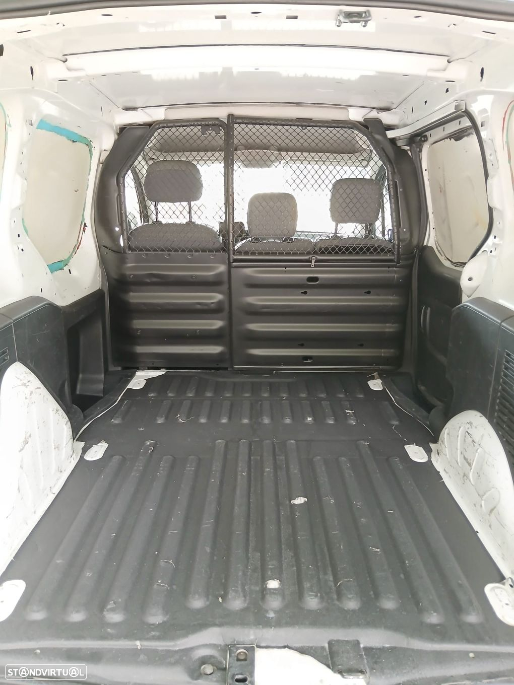 Citroën Berlingo 1.6 HDi 600 3L - 7