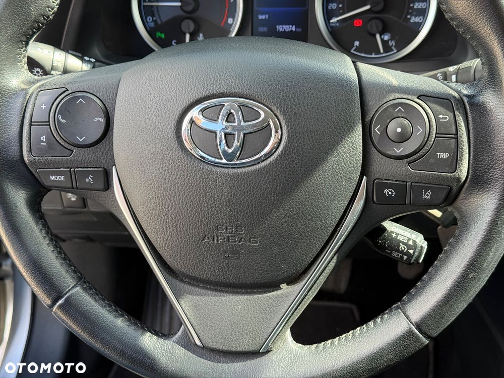 Toyota Corolla 1.6 Comfort - 29