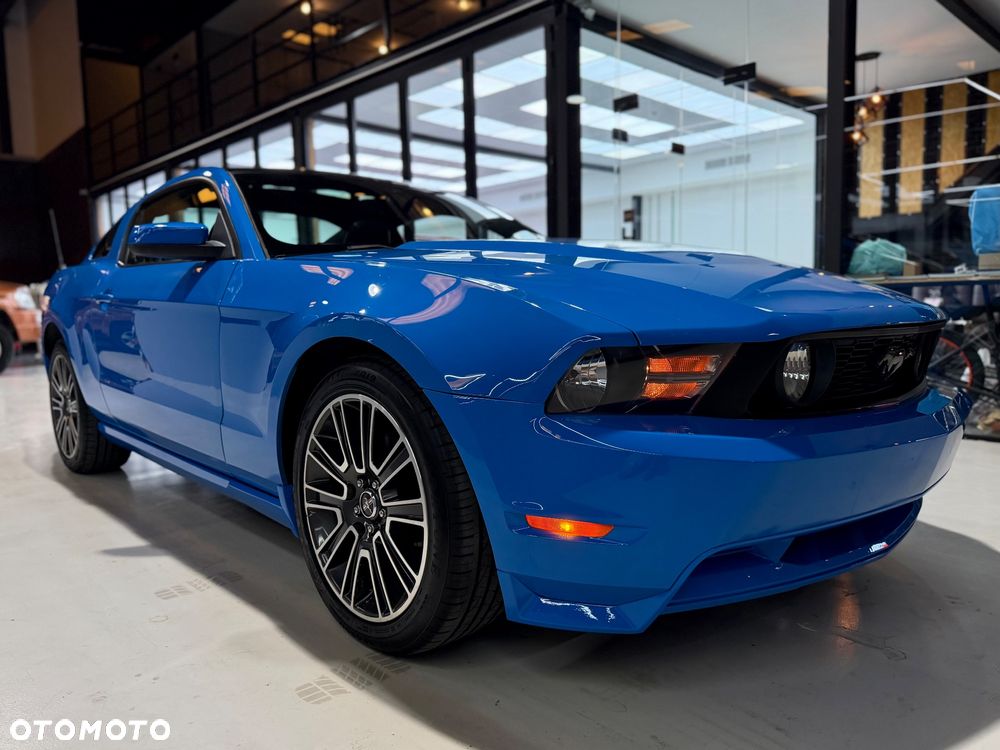 Ford Mustang 4.6 V8 GT Premium - 3