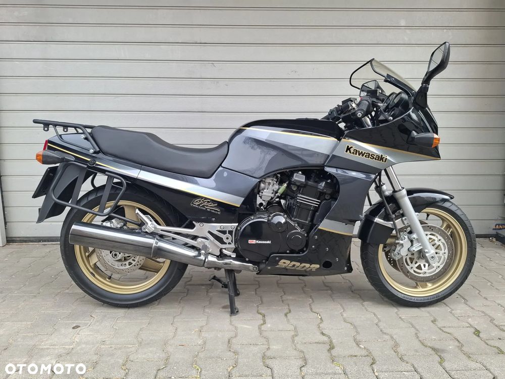 Kawasaki GPZ - 2