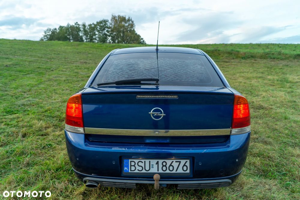 Opel Vectra 1.9 CDTI Sport / GTS - 14