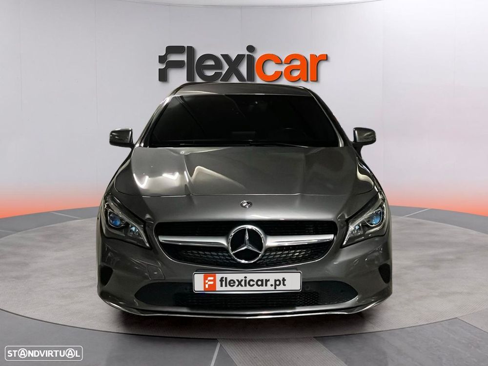 Mercedes-Benz CLA 180 d Shooting Brake Urban Aut. - 7