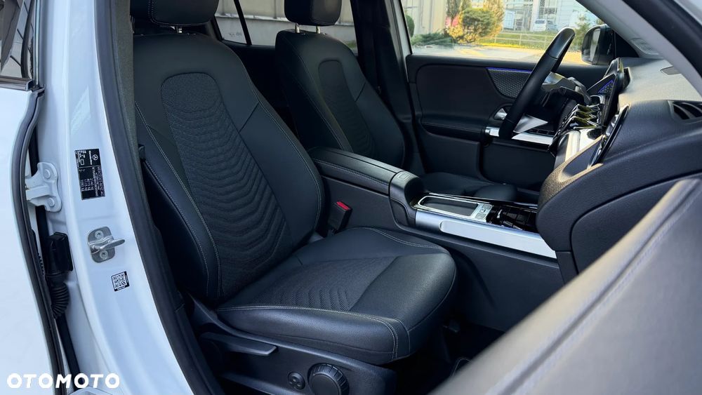 Mercedes-Benz GLB 200 mHEV Progressive 7G-DCT - 37