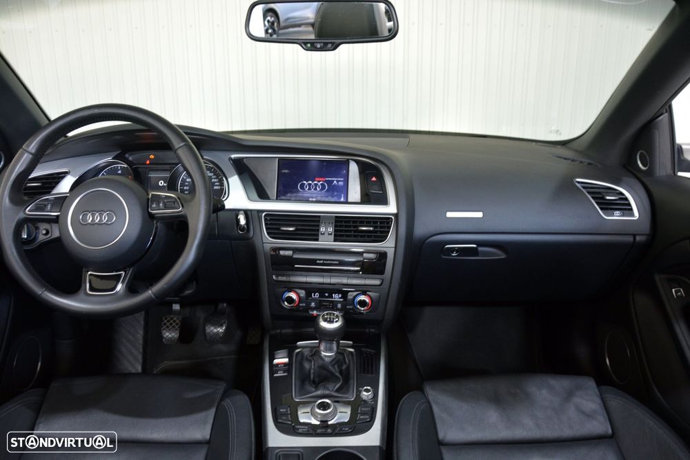 Audi A5 Cabrio 2.0 TDi S-line - 23