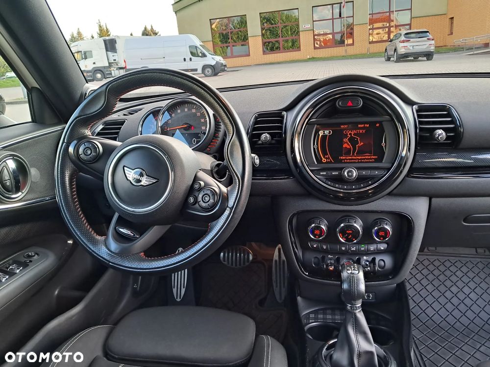 MINI Clubman - 14