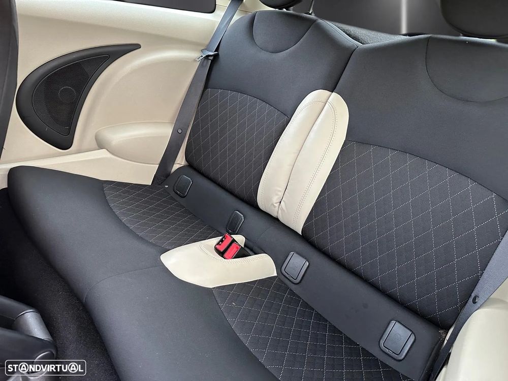 MINI 3 Portas Cooper SD - 14