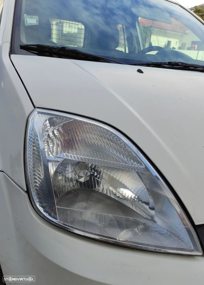 Ford Fiesta - 3
