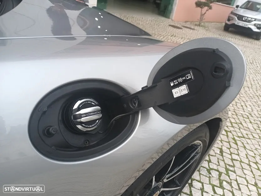Porsche 911 (992) Turbo S PDK - 49
