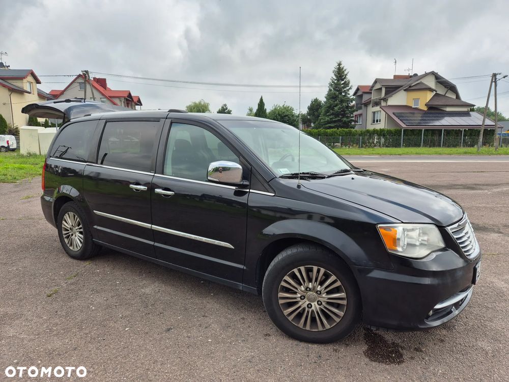 Chrysler Town & Country 3.6 Limited - 2