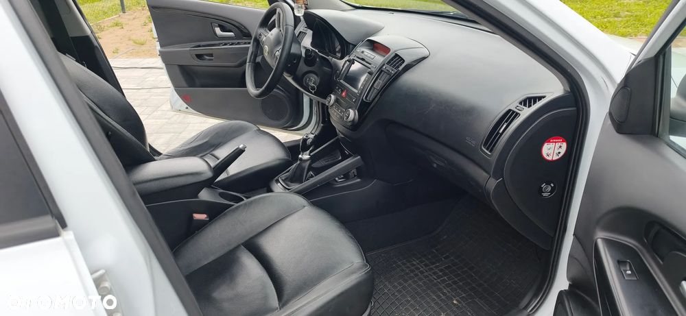 Kia Ceed 1.6 CRDi M - 7