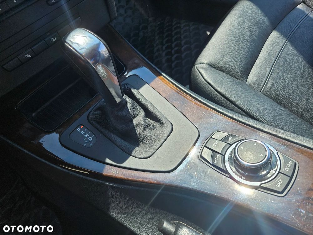 BMW Seria 3 - 22