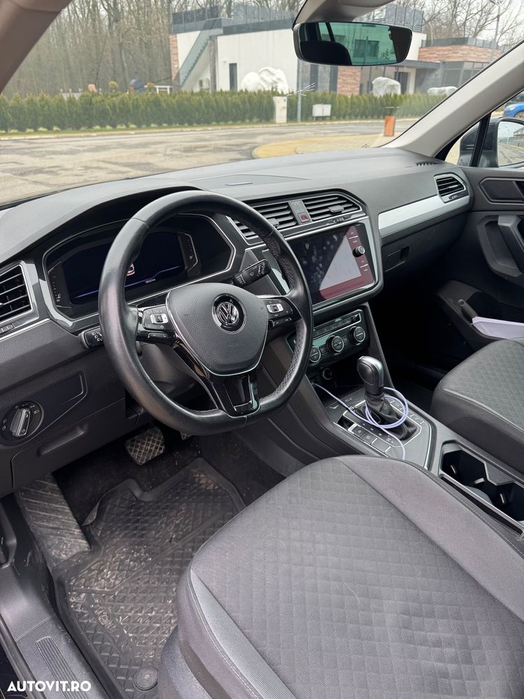 Volkswagen Tiguan - 7