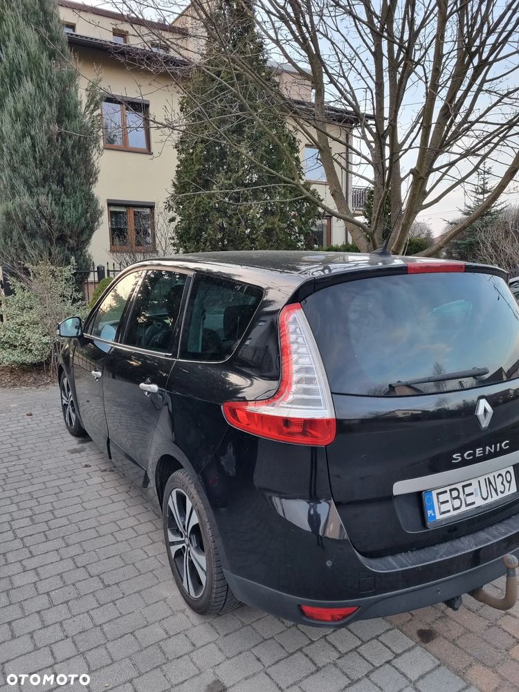 Renault Scenic 1.9 dCi Bose Edition - 4