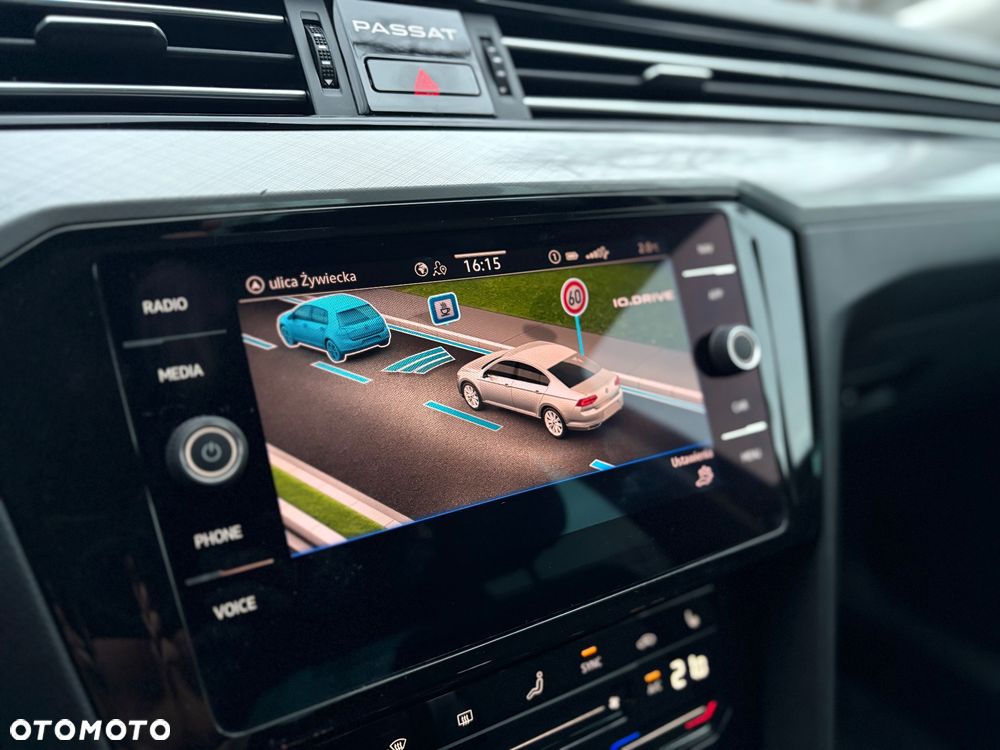 Volkswagen Passat 1.5 TSI EVO Business DSG - 15