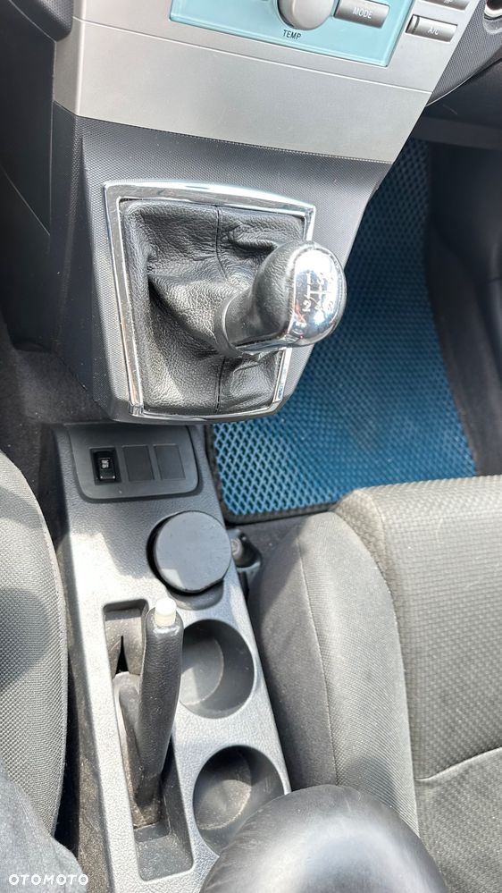 Toyota Corolla Verso 2.0 D-4D Prestige 7os - 13