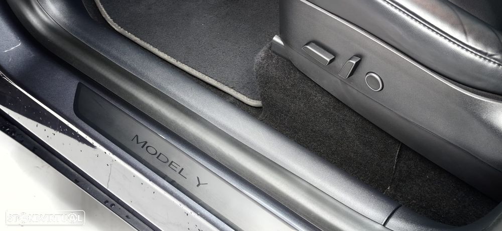 Tesla Model Y Long Range Tração Integral - 40