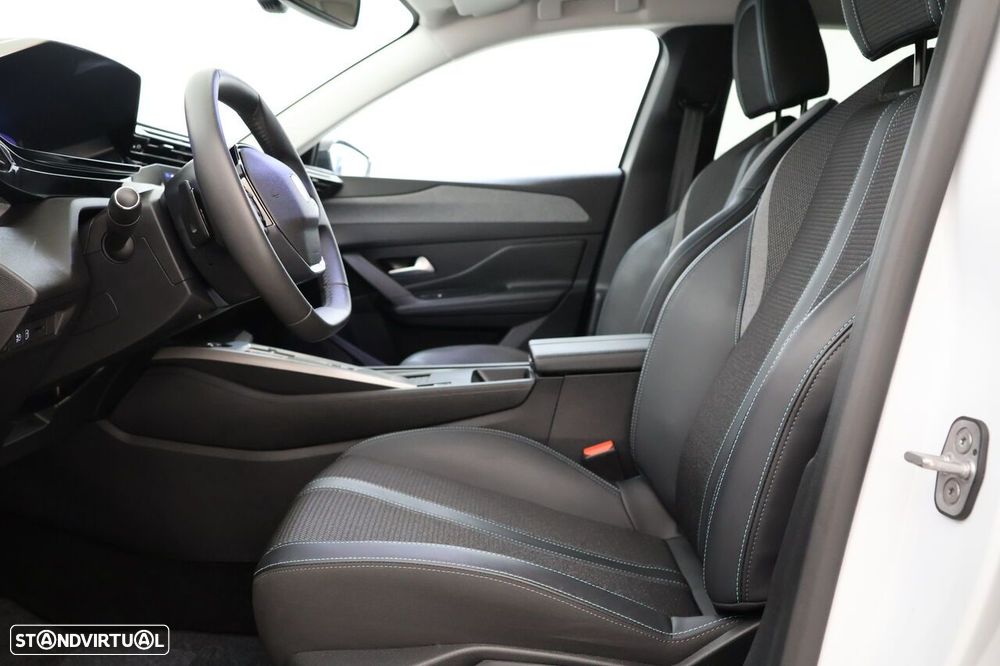 Peugeot 408 1.6 Hybrid Allure e-EAT8 - 5