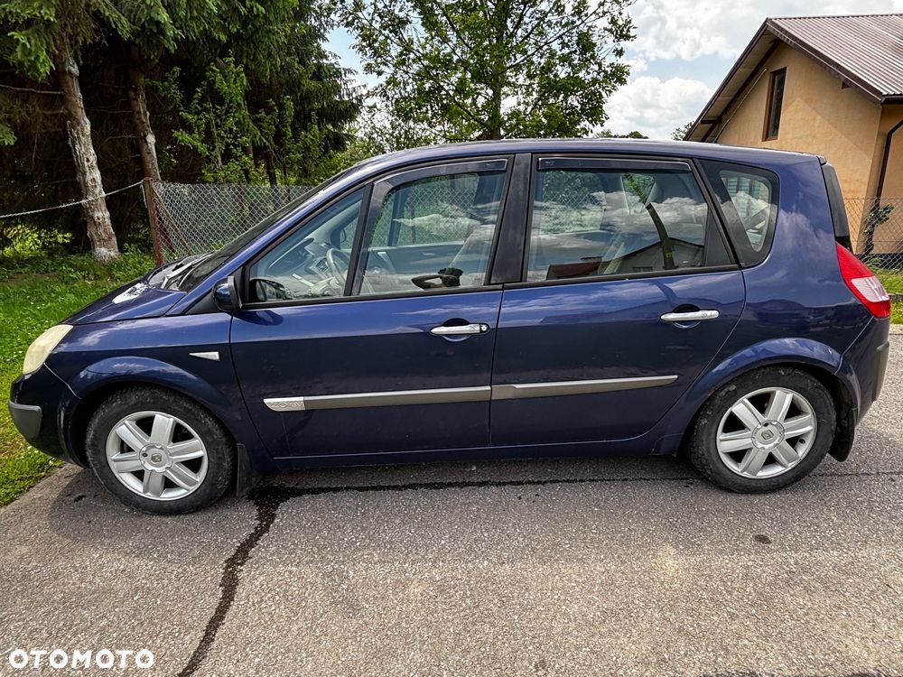 Renault Scenic - 1
