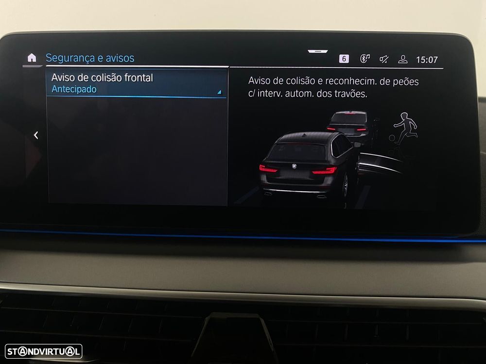 BMW 530 e - 36