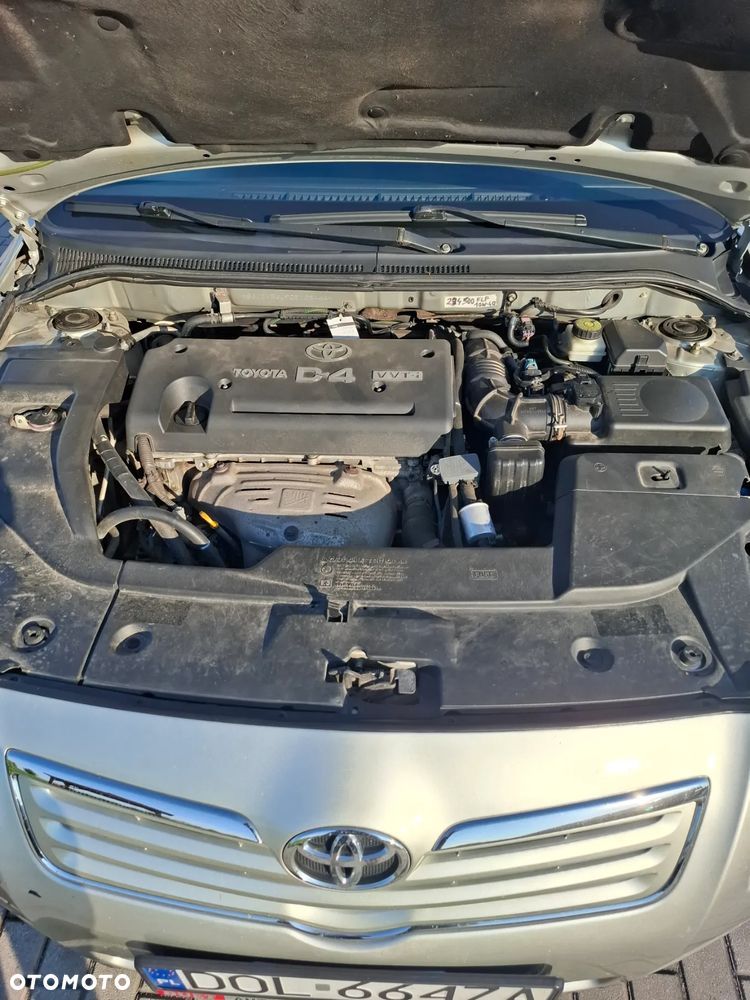 Toyota Avensis - 3