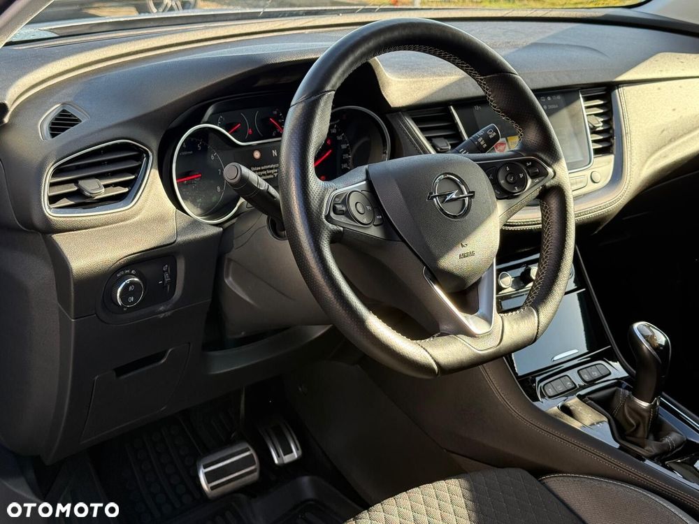 Opel Grandland X 1.6 T Elite S&S - 10