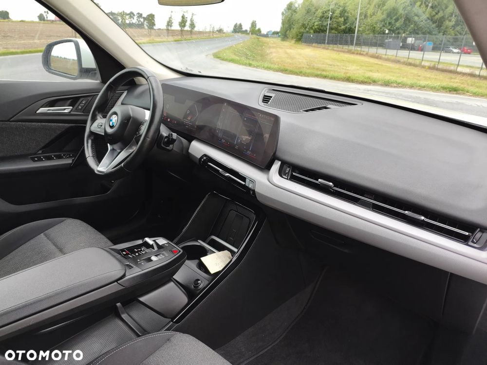 BMW X1 sDrive18i Sport Line - 13