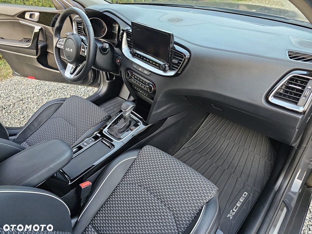 Kia XCeed 1.5 T-GDI Business Line DCT - 19