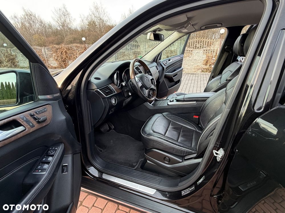 Mercedes-Benz ML 350 BlueTEC 4MATIC 7G-TRONIC Edition 1 - 16