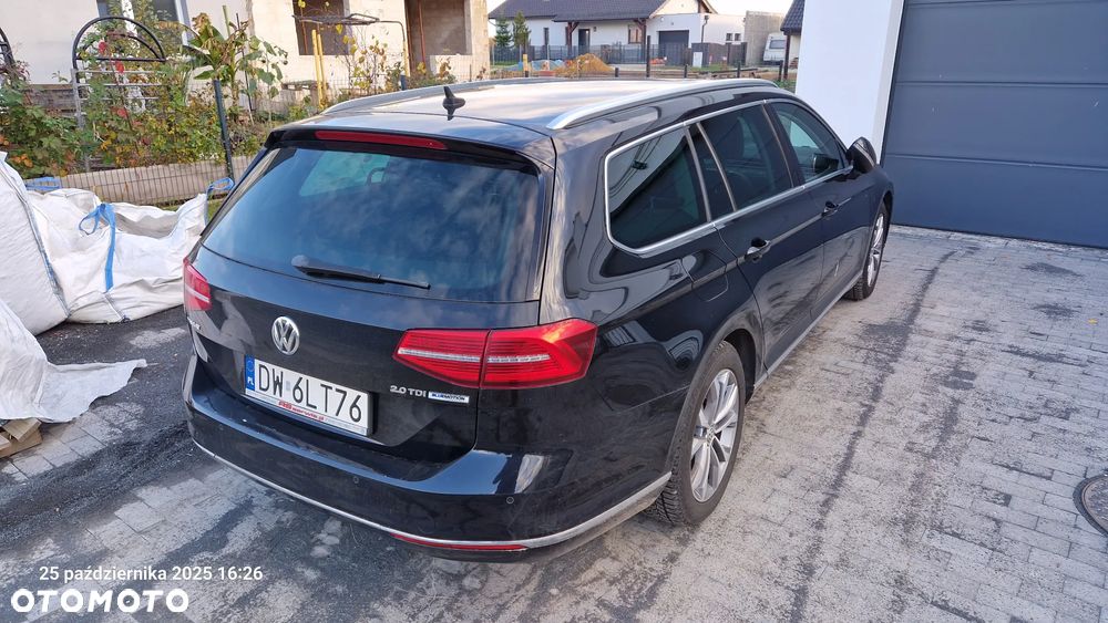 Volkswagen Passat - 4