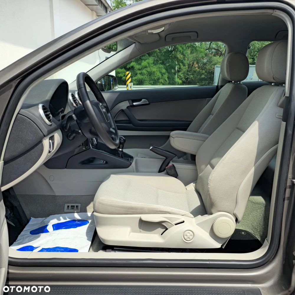 Audi A3 3-drzwiowe 1.6 TDI S line Sportpaket - 6