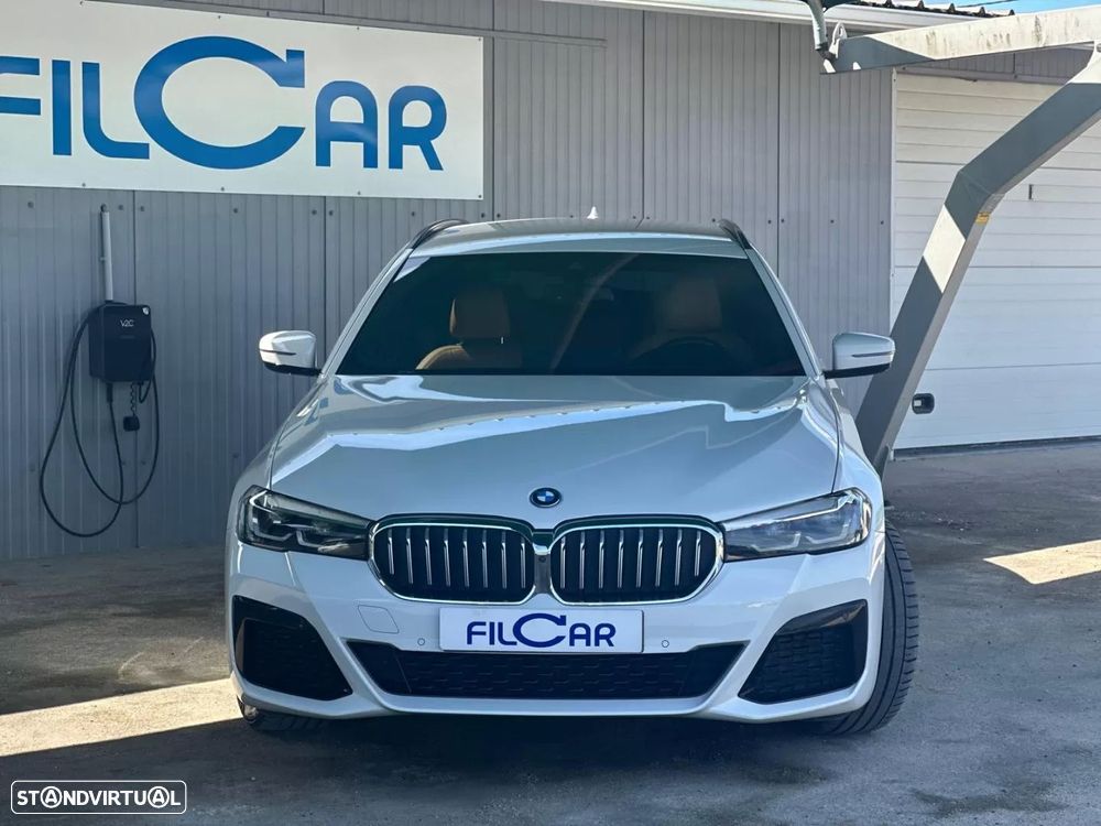 BMW 530 e Pack Desportivo M - 3