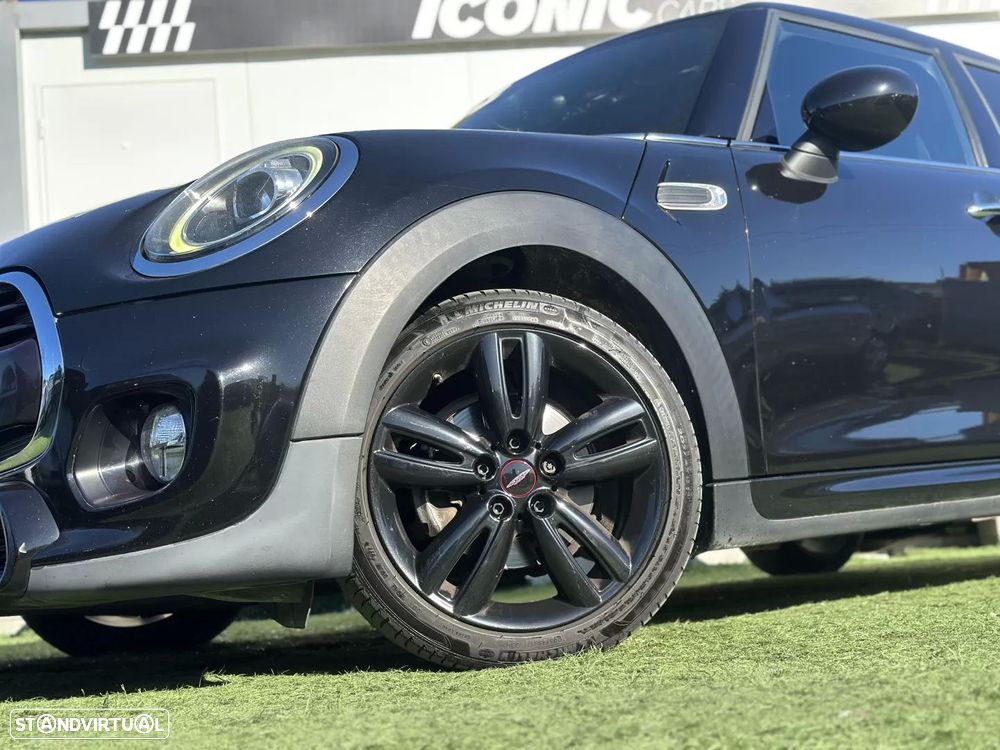 MINI 5 Portas Cooper D - 2