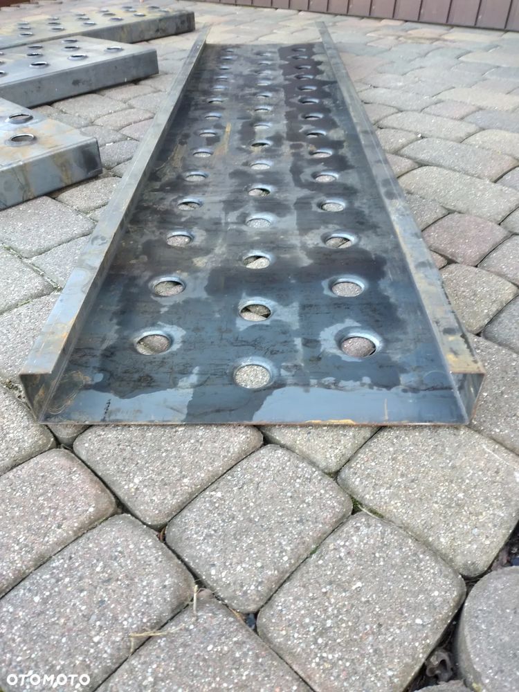 TRAPY WJAZDOWE PODJAZDY NAJAZDY STALOWE szerokość 180-500mm Motocyklowe koparki kosiarki wózki inwalidzkie komponenty do budowy trap blacha rynna zawieszki płetwa ceownik - 13