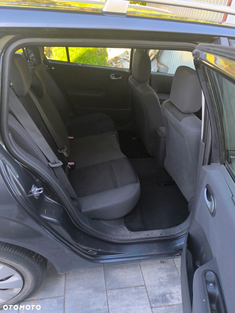 Renault Megane 1.9 dCi Expression - 6