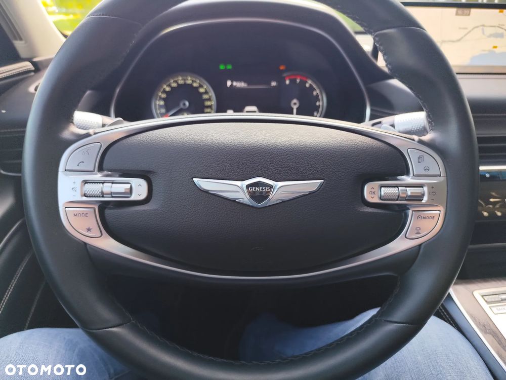 Hyundai Genesis - 24