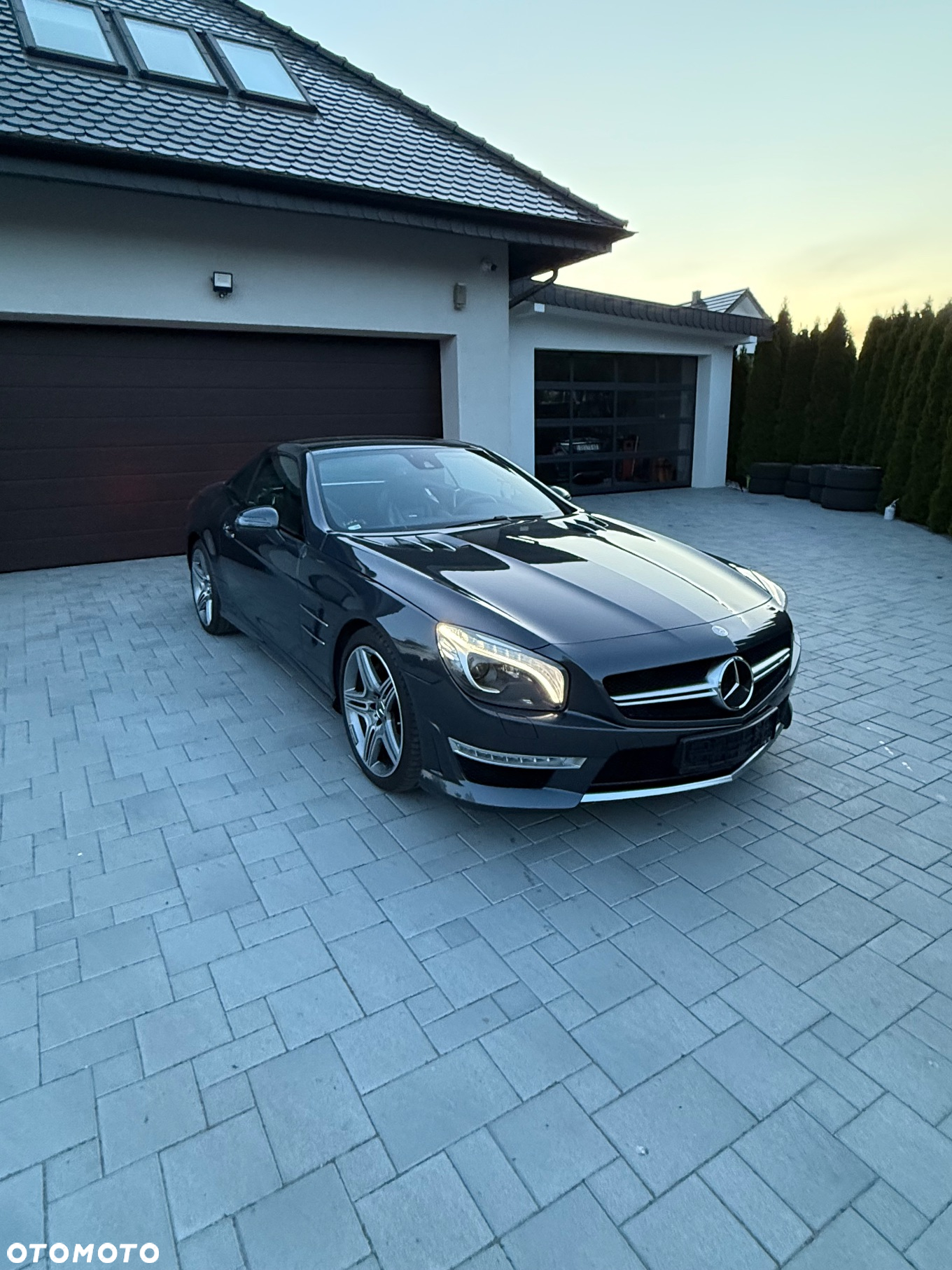 Mercedes-Benz SL 63 AMG - 6