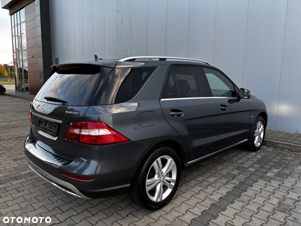 Mercedes-Benz ML 250 BlueTEC 4MATIC 7G-TRONIC - 4