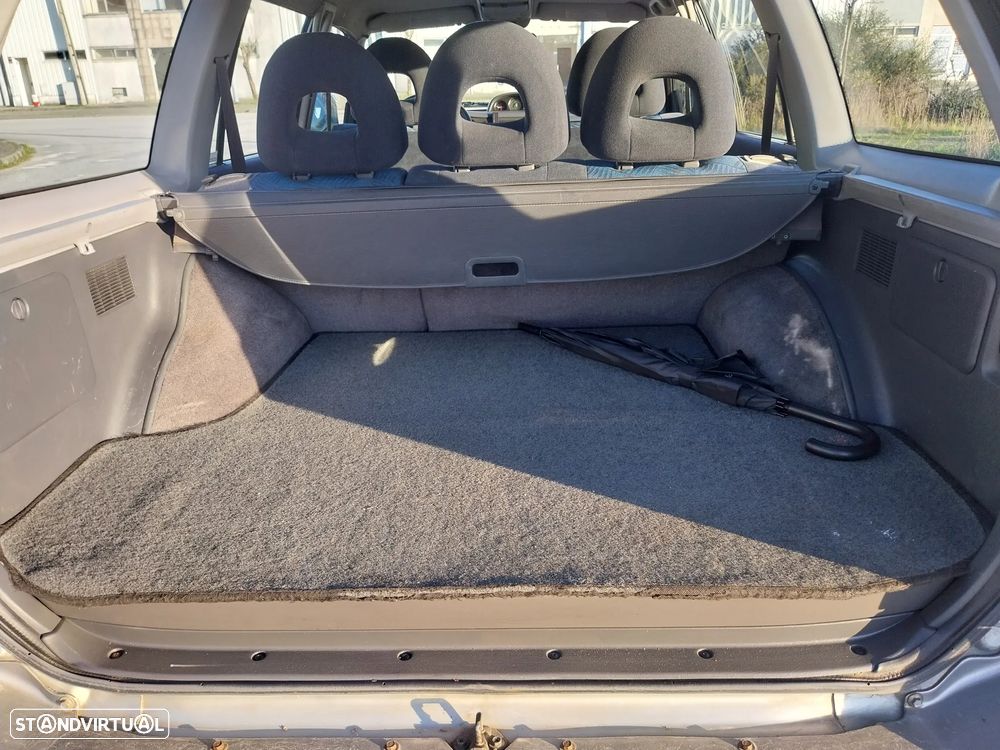 Mitsubishi Pajero Sport 2.5 TD GLS - 8