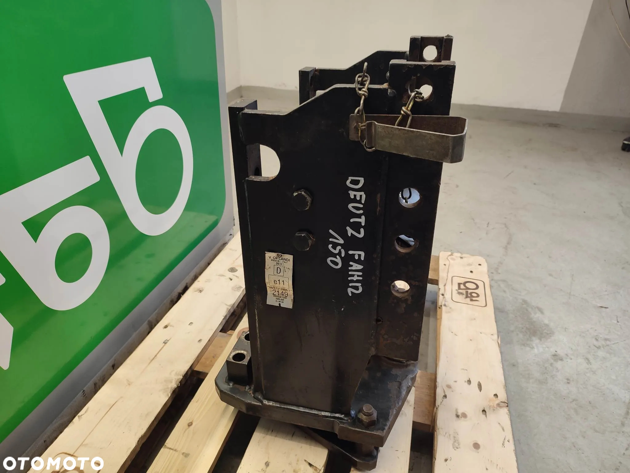 Konsola zaczepu Deutz Fahr 150 - 4