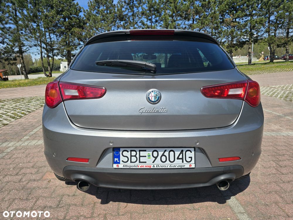 Alfa Romeo Giulietta 2.0 JTDM 16V - 2
