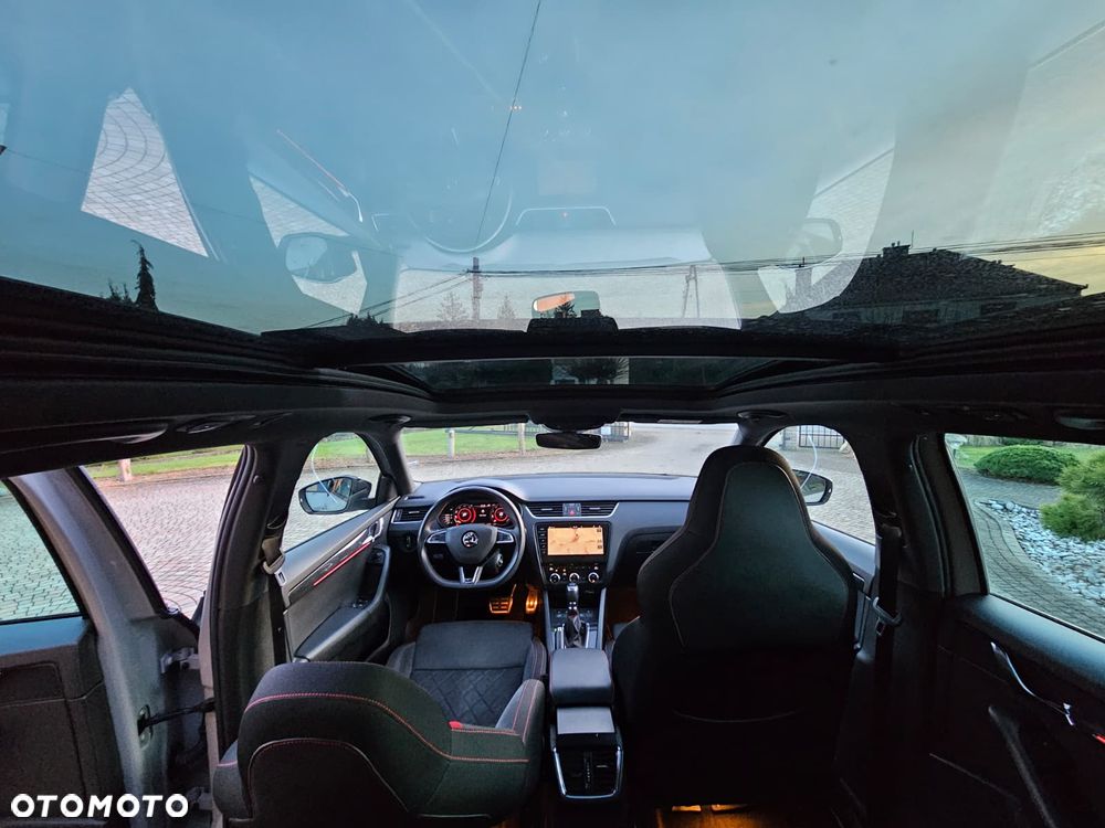 Skoda Octavia 2.0 TDI 4x4 DSG RS - 6