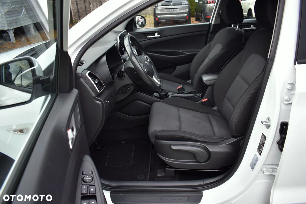 Hyundai Tucson blue 1.6 GDi 2WD Passion - 21