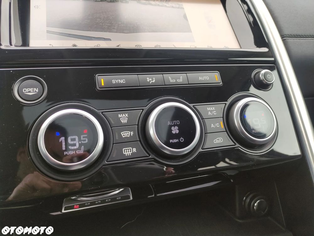 Land Rover Discovery - 20