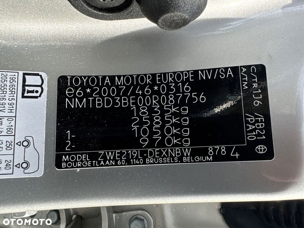 Toyota Corolla - 18