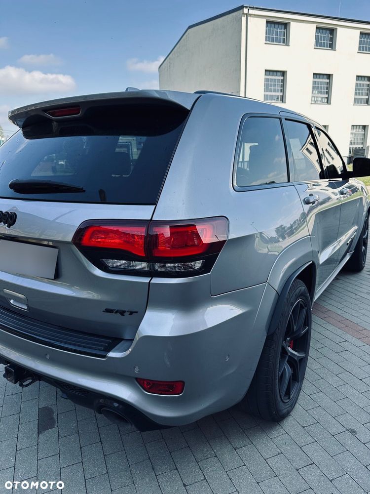 Jeep Grand Cherokee SRT Night - 6